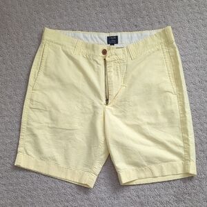 J. Crew Men's Light Yellow Flat Front Shorts
